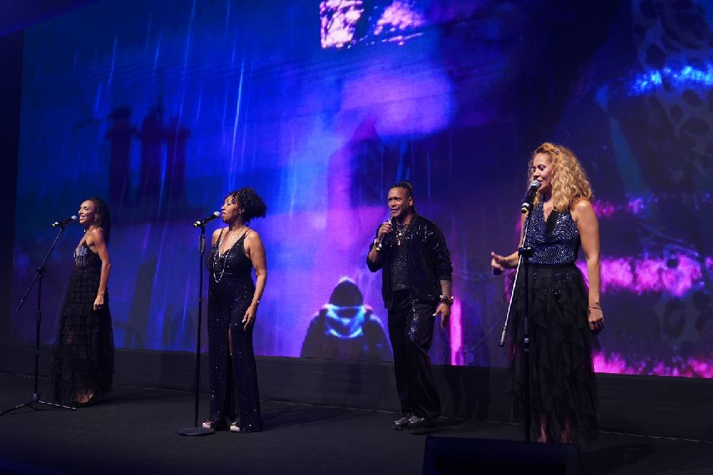 Boney M, İstanbul’da gala gecesini coşturdu!