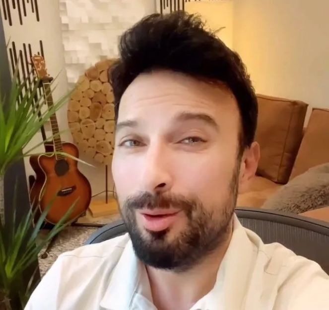Tarkan'ın ellerine ne oldu?