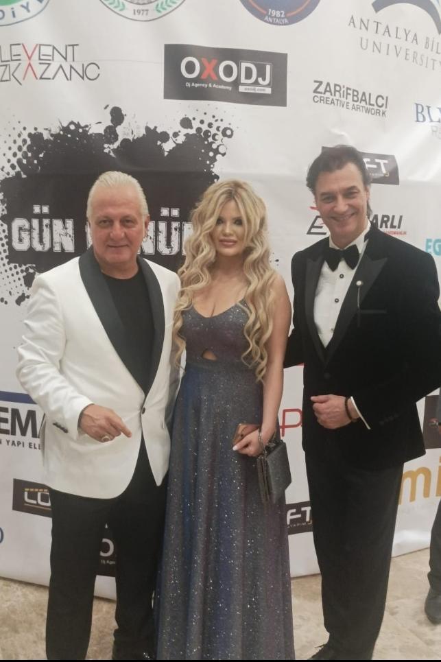 Eşiyle Aynı Dizide Rol Alacak