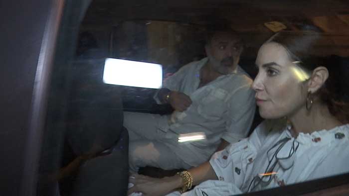 Erkek Arkadaşıyla Beyoğlu&#039;nda Görüntülendi!