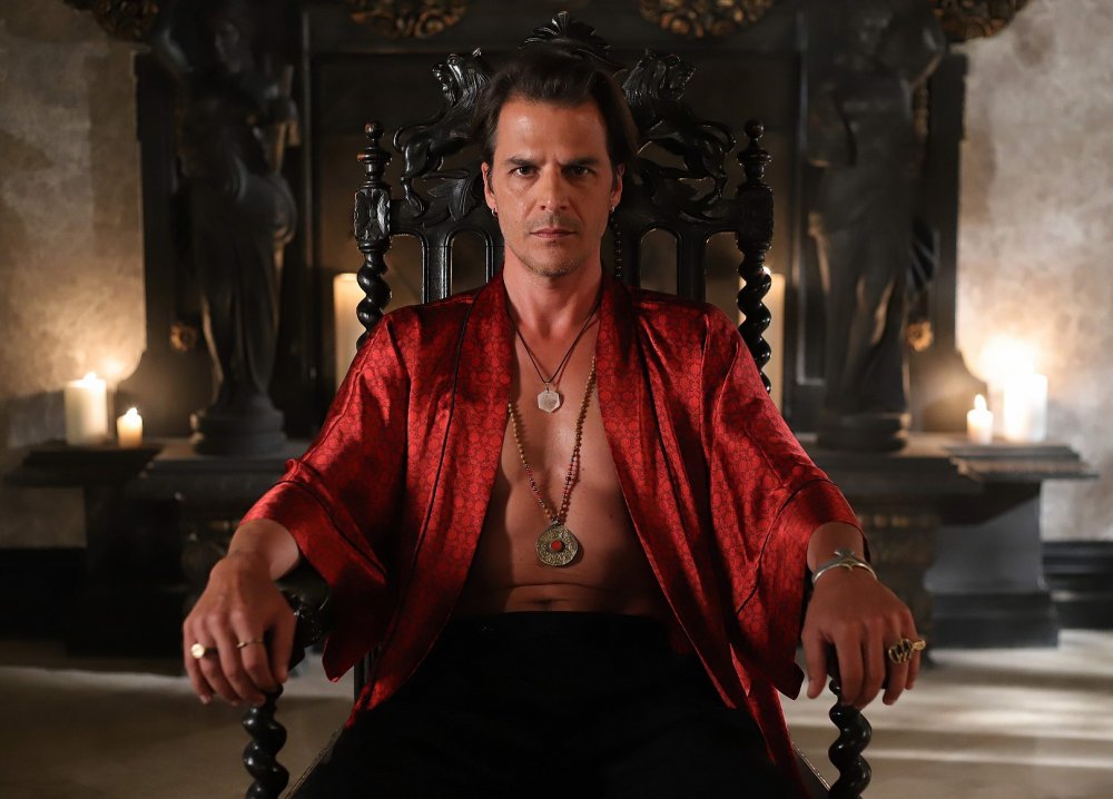 Aslı Enver ve Mehmet Günsür&#039;ün Arayış Dizisinden İlk Kareler Ortaya Çıktı