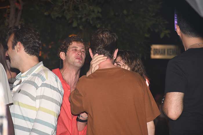 Aşk İddiasına Yanıt Verdi!