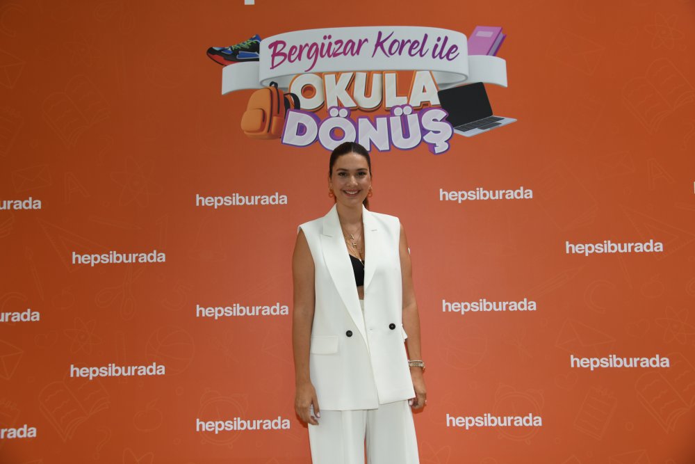 Bergüzar Korel’den “Okula Dönüş” daveti