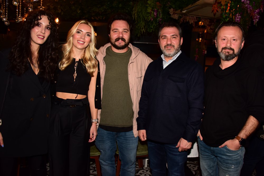 Gömü’nün Maceraları'nda çekimler bitti! Ekip yemekte buluştu