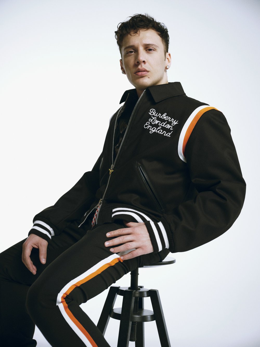 Edis ‘Bana mı?’ ile Zirvede