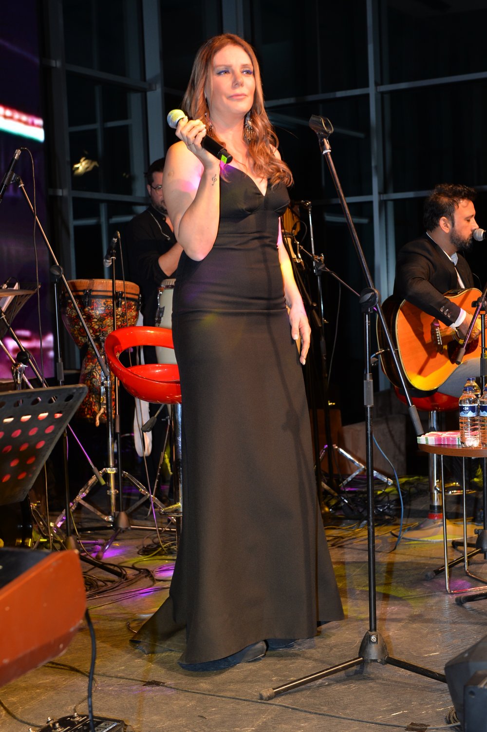 Kayahan'ın yeğenine Kayahan şarkıları yasak! "Bu durum içime dokunuyor"