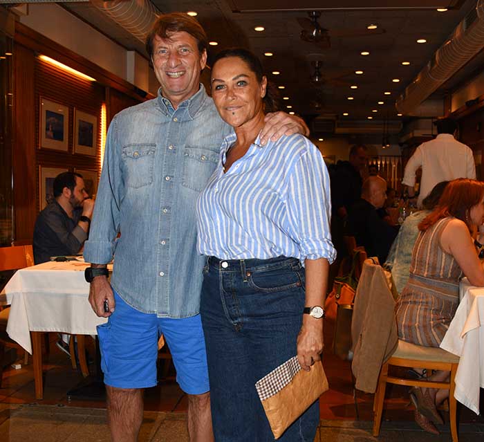 Evlilik İtirafıyla Şaşırttı!