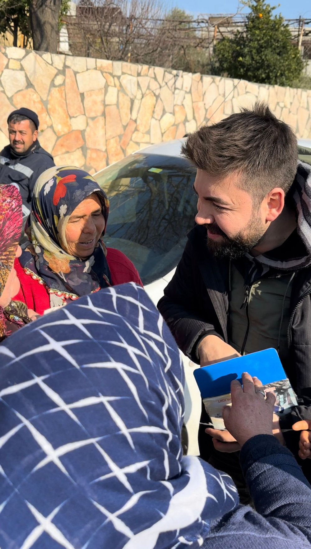 Yahya Deniz Köy Köy Dolaşıyor