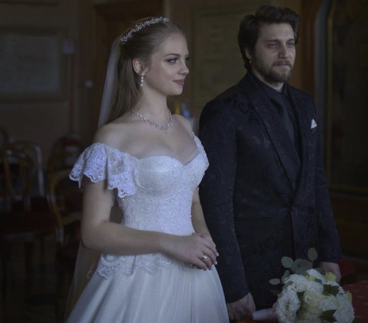 İpek Filiz Yazıcı ile Ufuk Beydemir Evlendi