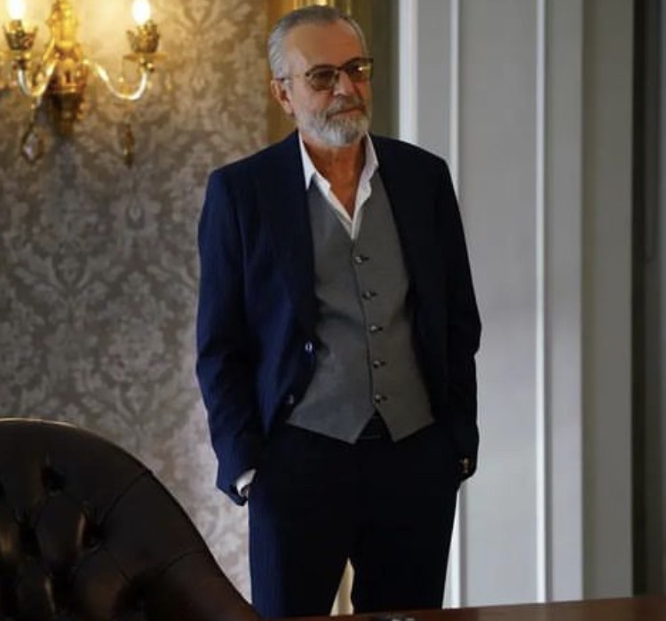 Ekranlara Dönüyor! Sevenlerini Şaşırtacak