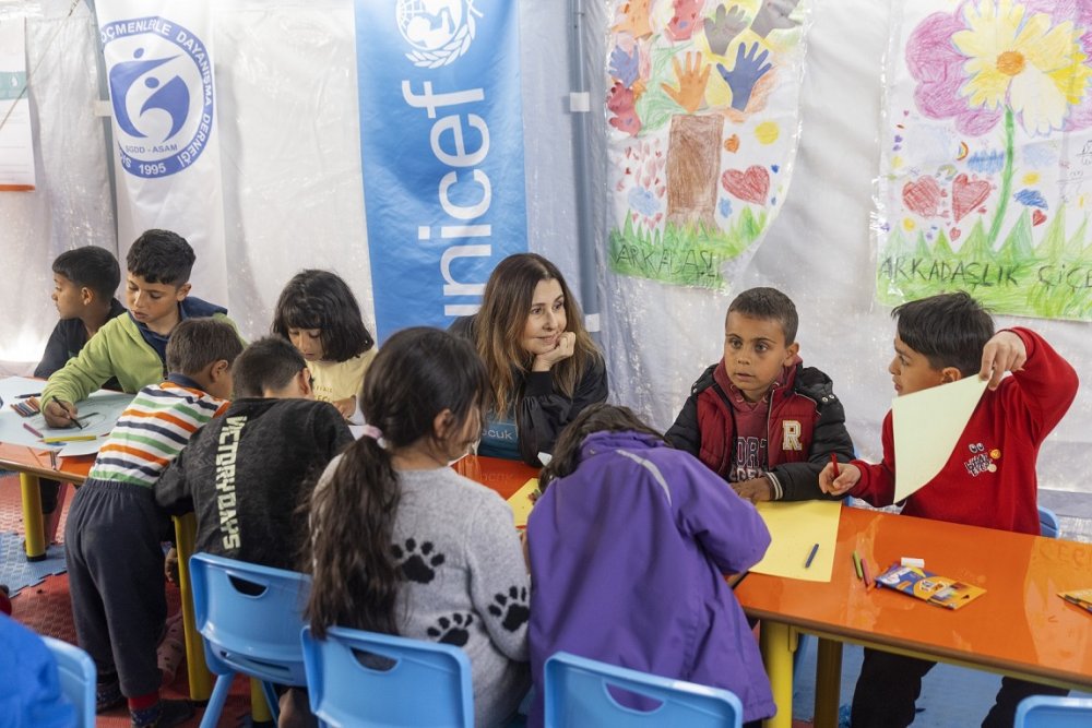 Nilüfer, UNICEF ile Hatay&#039;daki Çocukları Ziyaret Etti