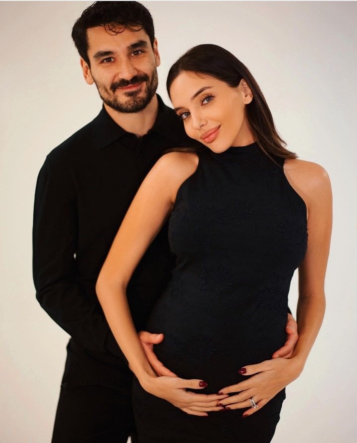 Karnı Burnunda Pozlar