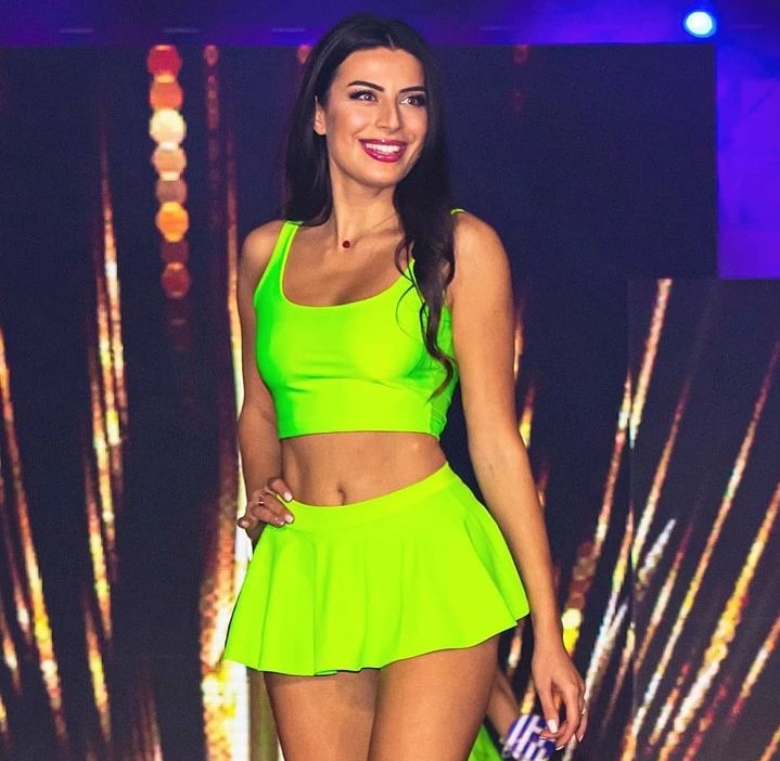 Ünlü Model Fenerbahçeli Futbolcuyla Aşk Yaşıyor! Yaş farkı dikkat çekiyor 