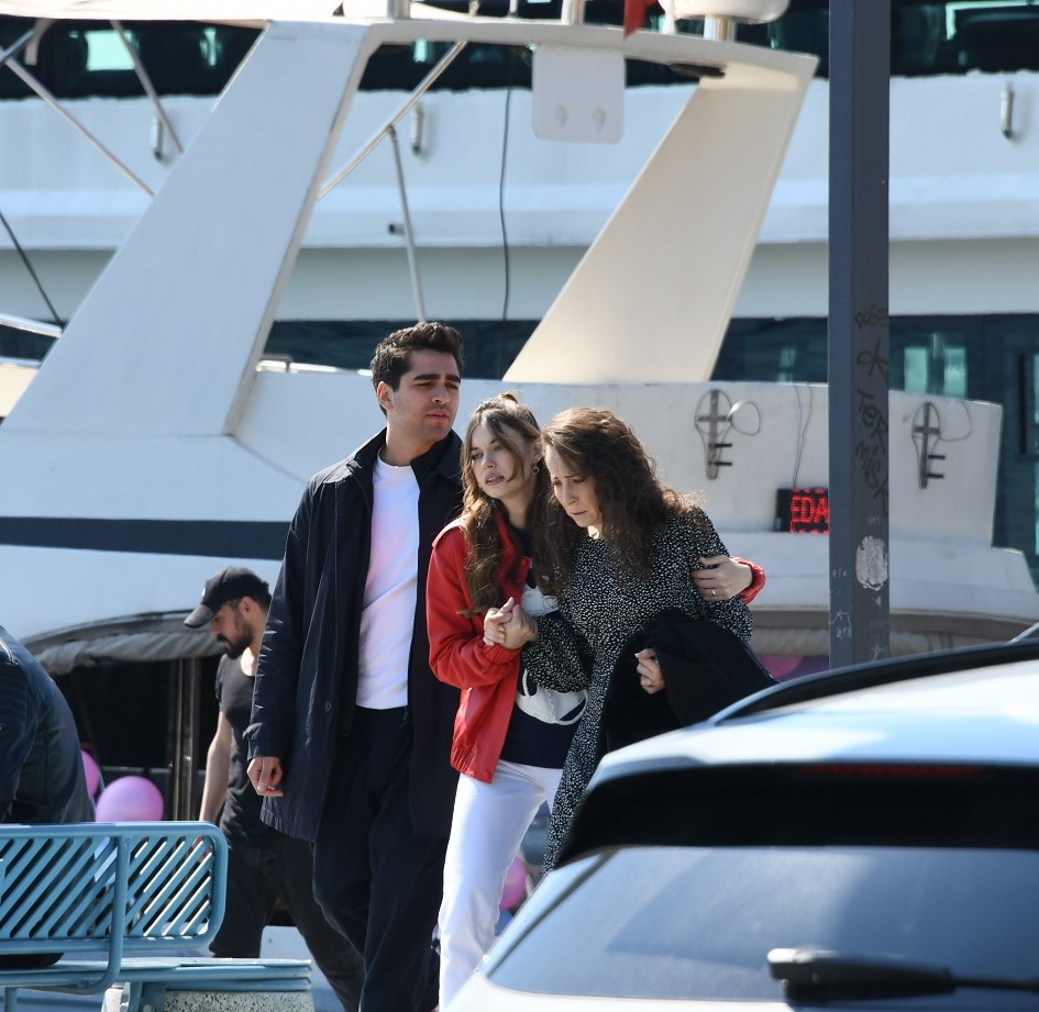 Afra Saraçoğlu ile Mert Ramazan Demir Birlikte mi? Gece Gündüz Beraberler