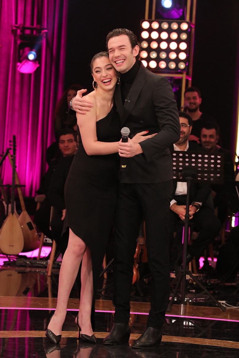 Eski aşıklar Cemre Baysel ile Aytaç Şaşmaz O Ses Yılbaşı’nda