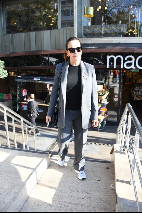 Ünlü şarkıcının bebeği antikorlu doğacak