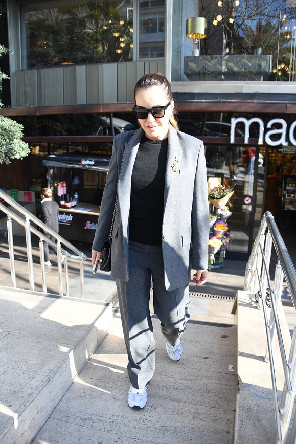 Bengü&#039;den hamilelik pozları