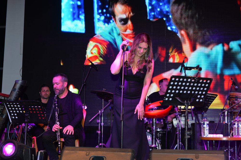 Kayahan'ın yeğenine Kayahan şarkıları yasak! "Bu durum içime dokunuyor"