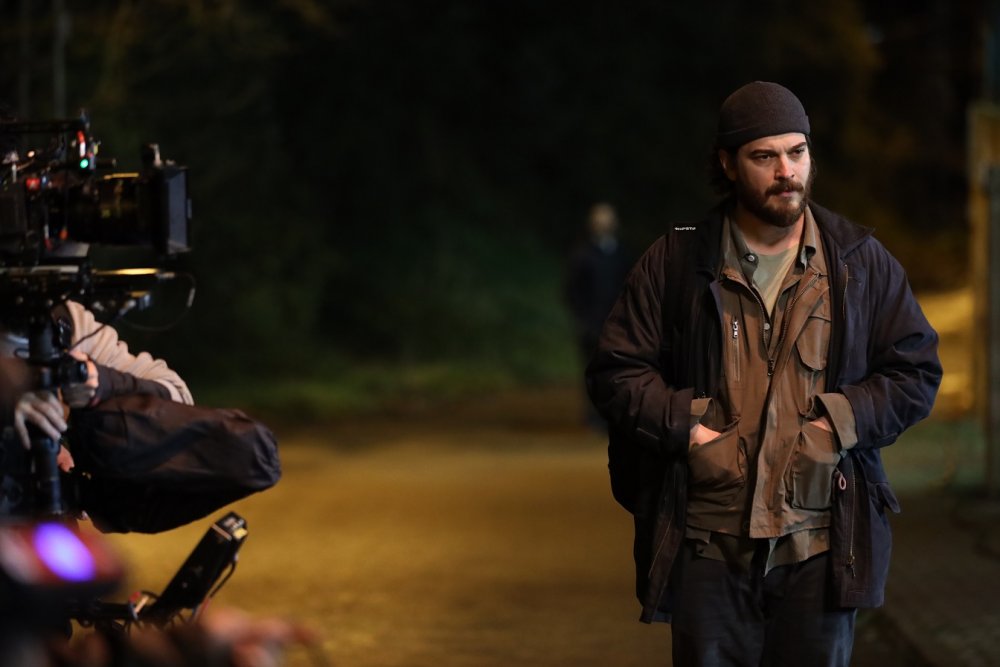 Çağatay Ulusoy&#039;un Dizisi Kübra&#039;dan Yeni Poz