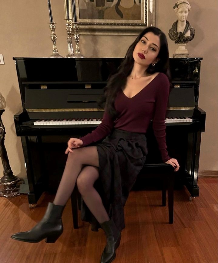 Doğu Demirkol&#039;un Ünlü Çiftin Kızıyla Sevgili Olduğu Ortaya Çıktı