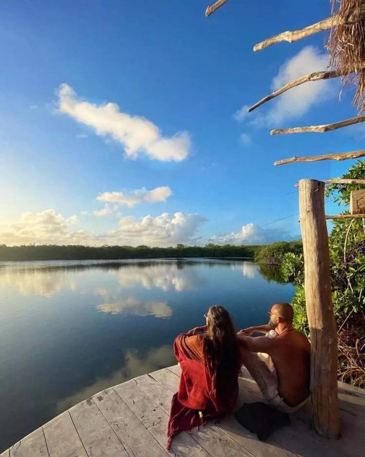 Evlenmeleri Beklenen Ünlü Çift Ayrıldı