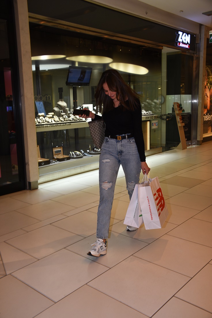 Emina Jahovic: Deprem Bana Savaş Dönemlerini Hatırlattı