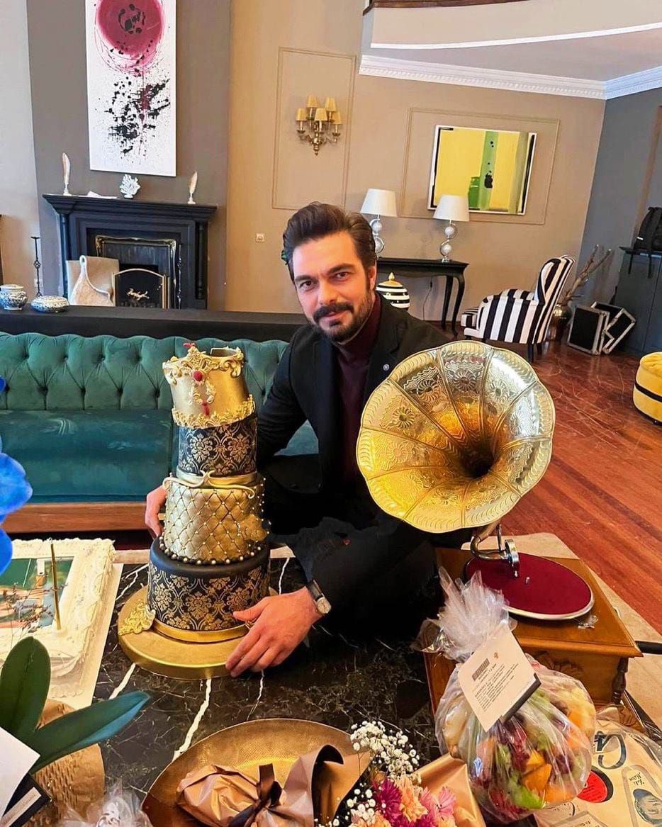 Halil İbrahim Ceyhan&#039;a Hayranlarından Jest