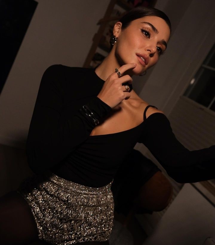 Hande Erçel&#039;den Kerem Bürsin&#039;e duygulandıran jest