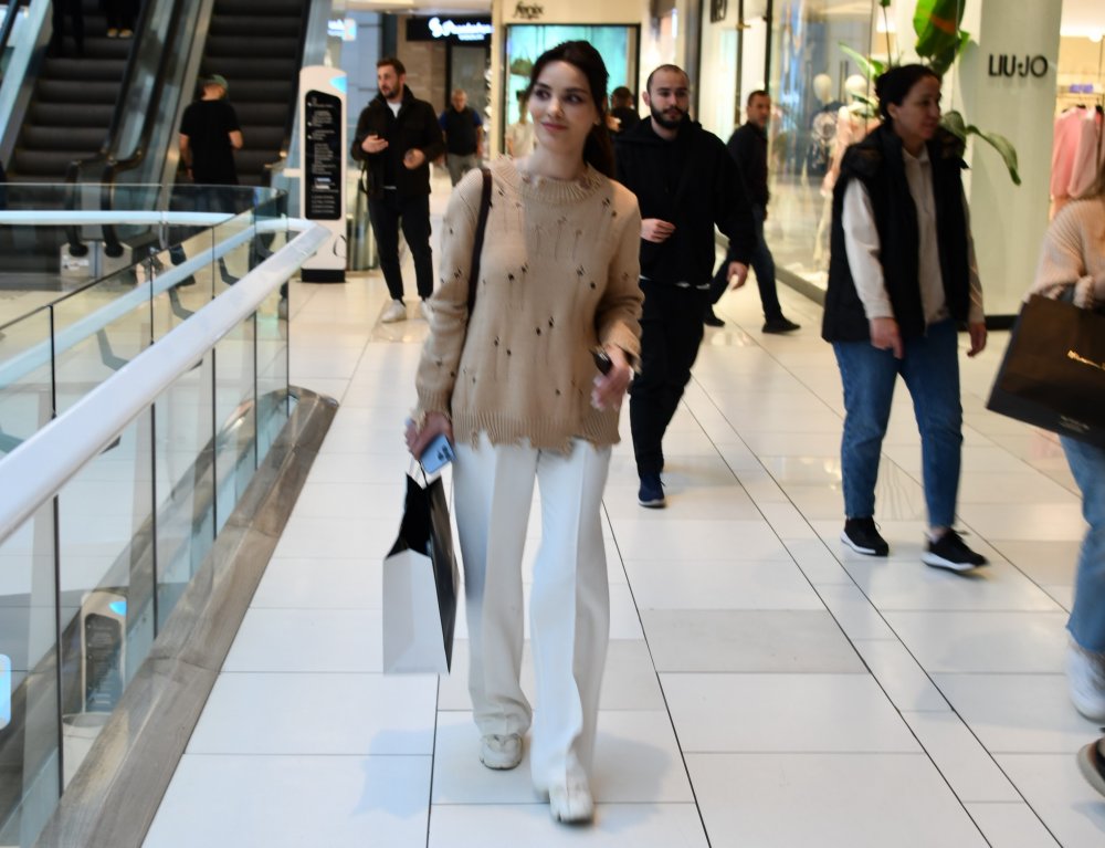 Hazal Filiz Küçükköse’den Birlik ve Beraberlik Mesajı