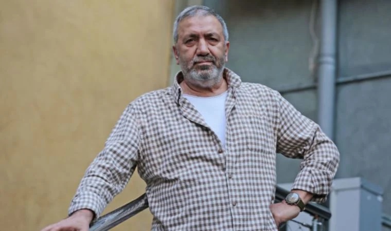 Mazlum Çimen&#039;den Sürpriz Şarkı