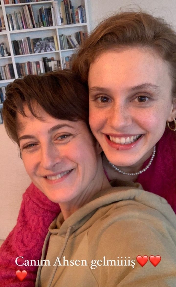 Menajerimi Ara Oyuncuları Buluştu 