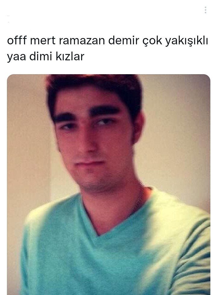 Mert Ramazan Demir Bakın Hangi Ünlü Şarkıcıya Benzetildi?