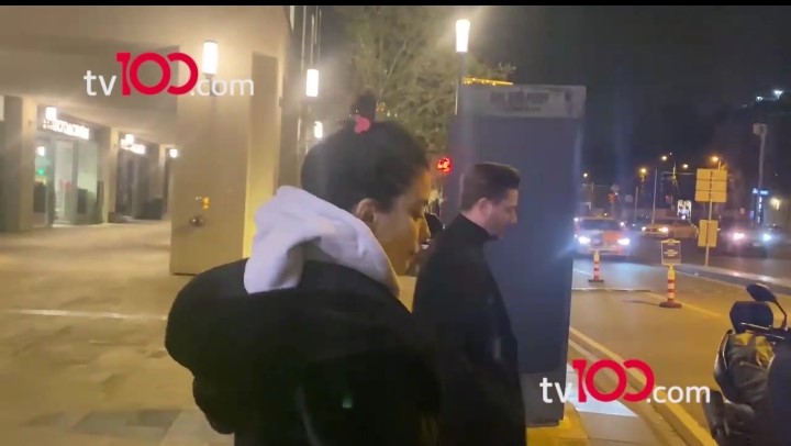 Merve Boluğur, yine yaptı yapacağını... Derin yırtmacıyla sosyal medyayı ayağa kaldırdı