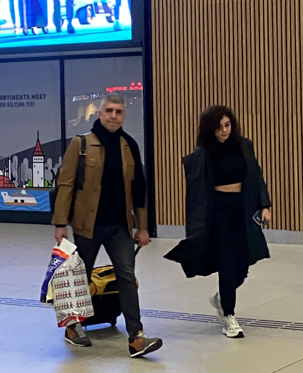 Samar Dadgar ile Evlenen Özcan Deniz Düğüne Karşı Çıkan Annesi İçin Bakın Ne Dedi?