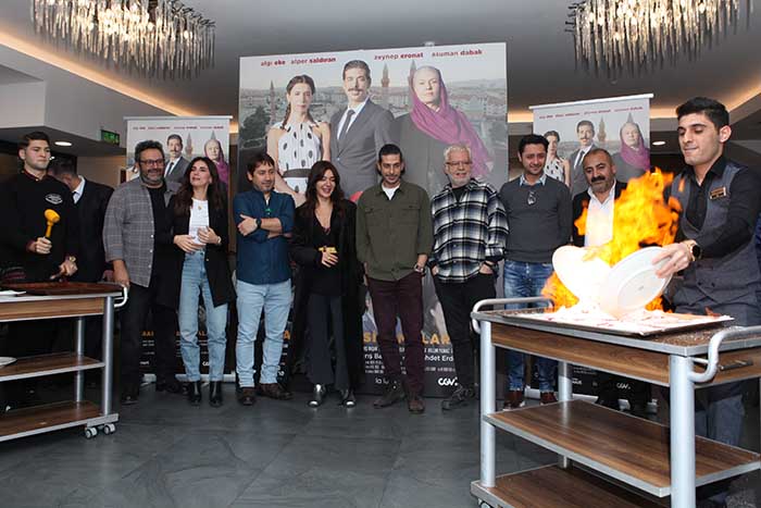 Sil Baştan Kaynanam Vizyona Girmek İçin Gün Sayıyor