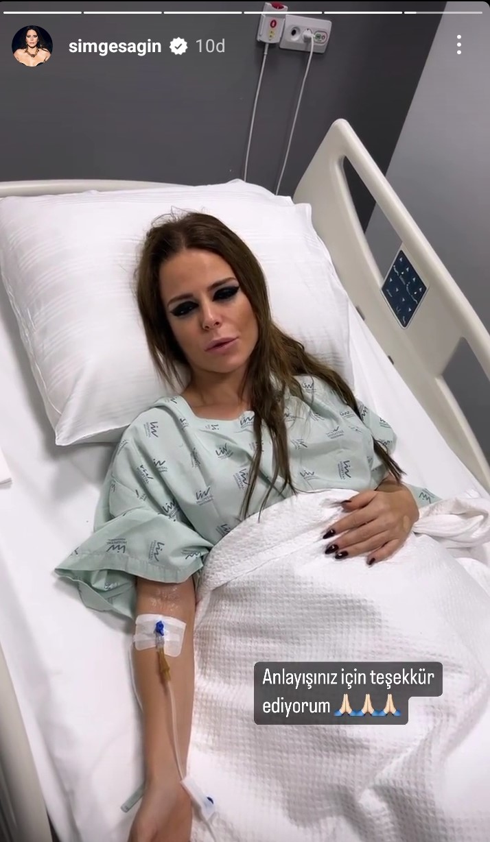 Simge Sağın Hastanelik Oldu
