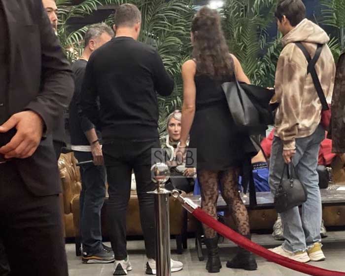 Hande Yener Sahnede Baygınlık Geçirdi