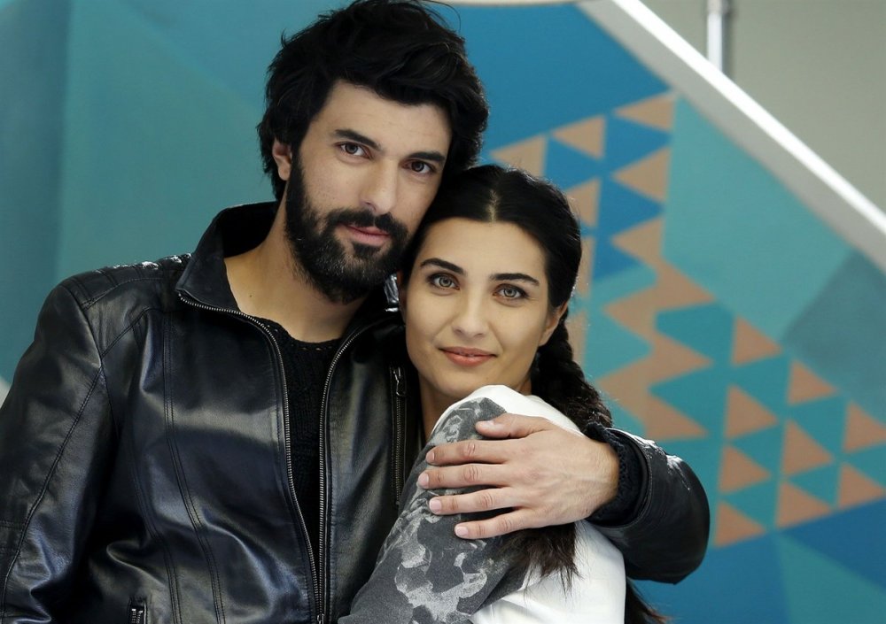Engin Akyürek-Tuba Büyüküstün Böyle Görüntülendi!