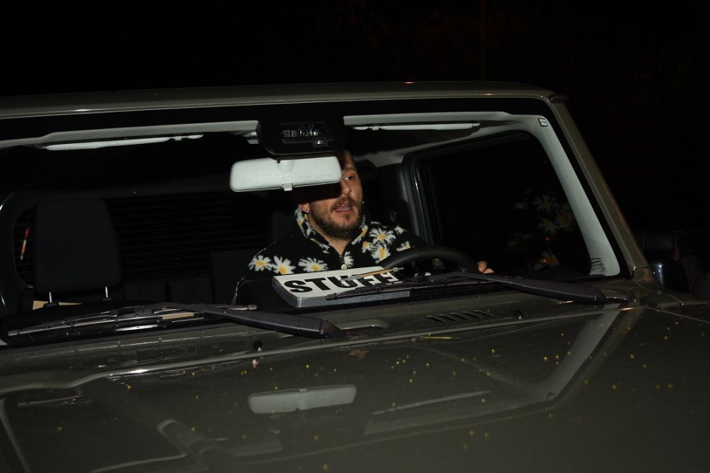 Uraz Kaygılaroğlu Mekan Çıkışı Yaptıklarıyla Şaşırttı