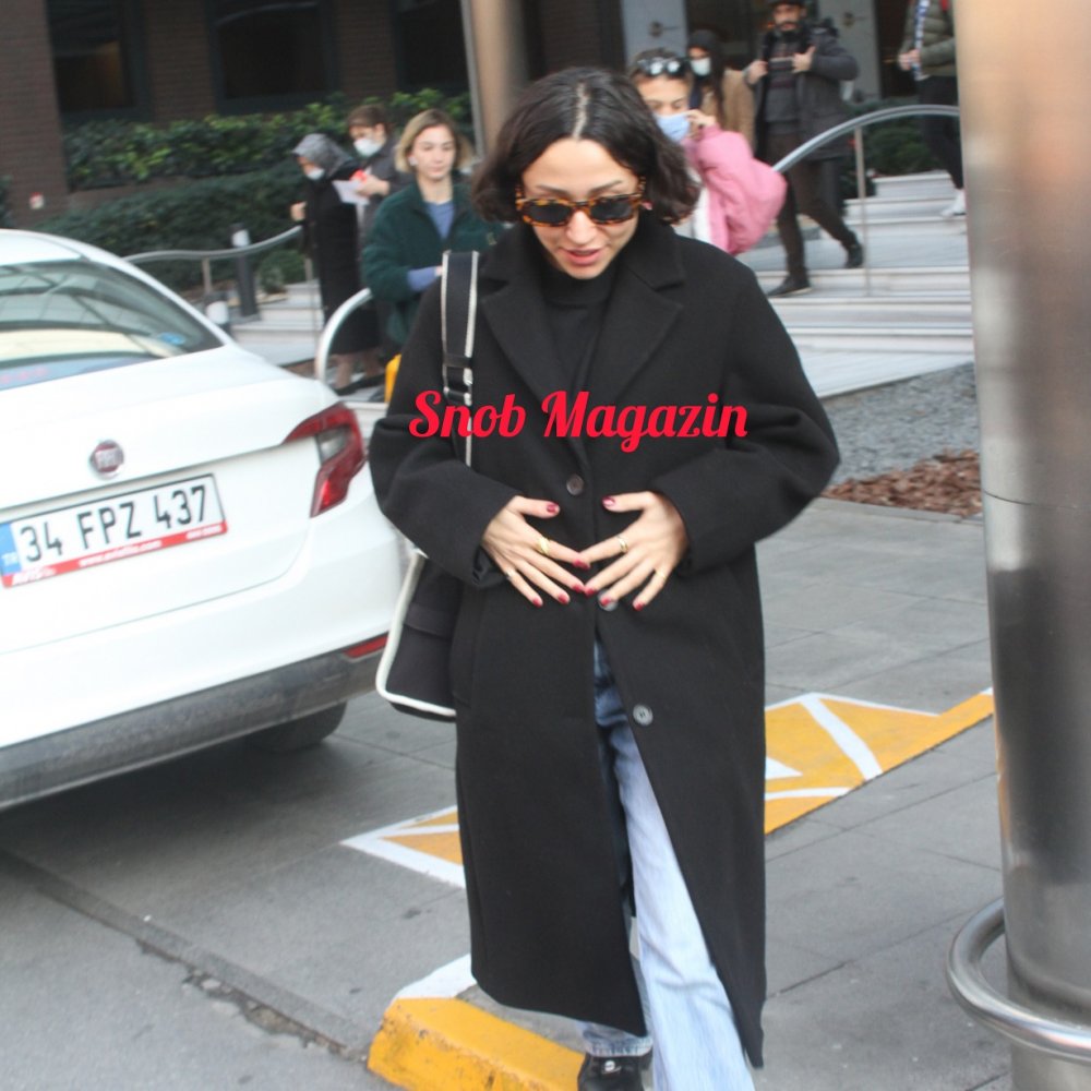 Zeynep Bastık, Uraz Kaygılaroğlu ile Aşk Yaşıyor mu? İlk Kez Açıkladı...