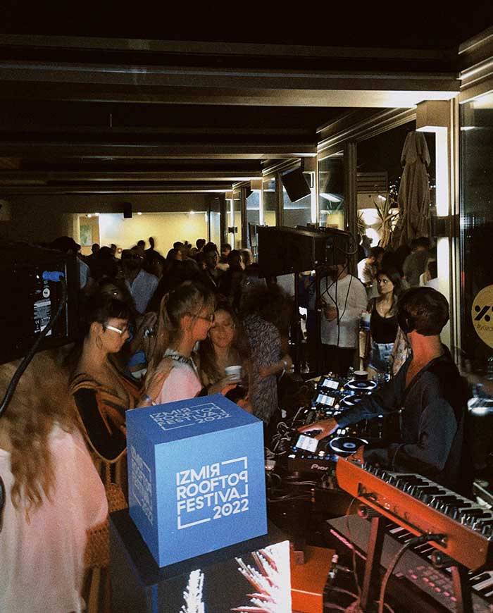 İzmir Rooftop Festival Gerçekleşti